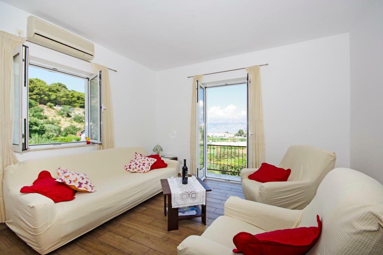 Kuca Za Odmor Toni Apartman Postira Kültér fotó