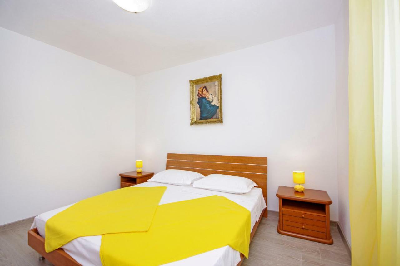 Kuca Za Odmor Toni Apartman Postira Kültér fotó