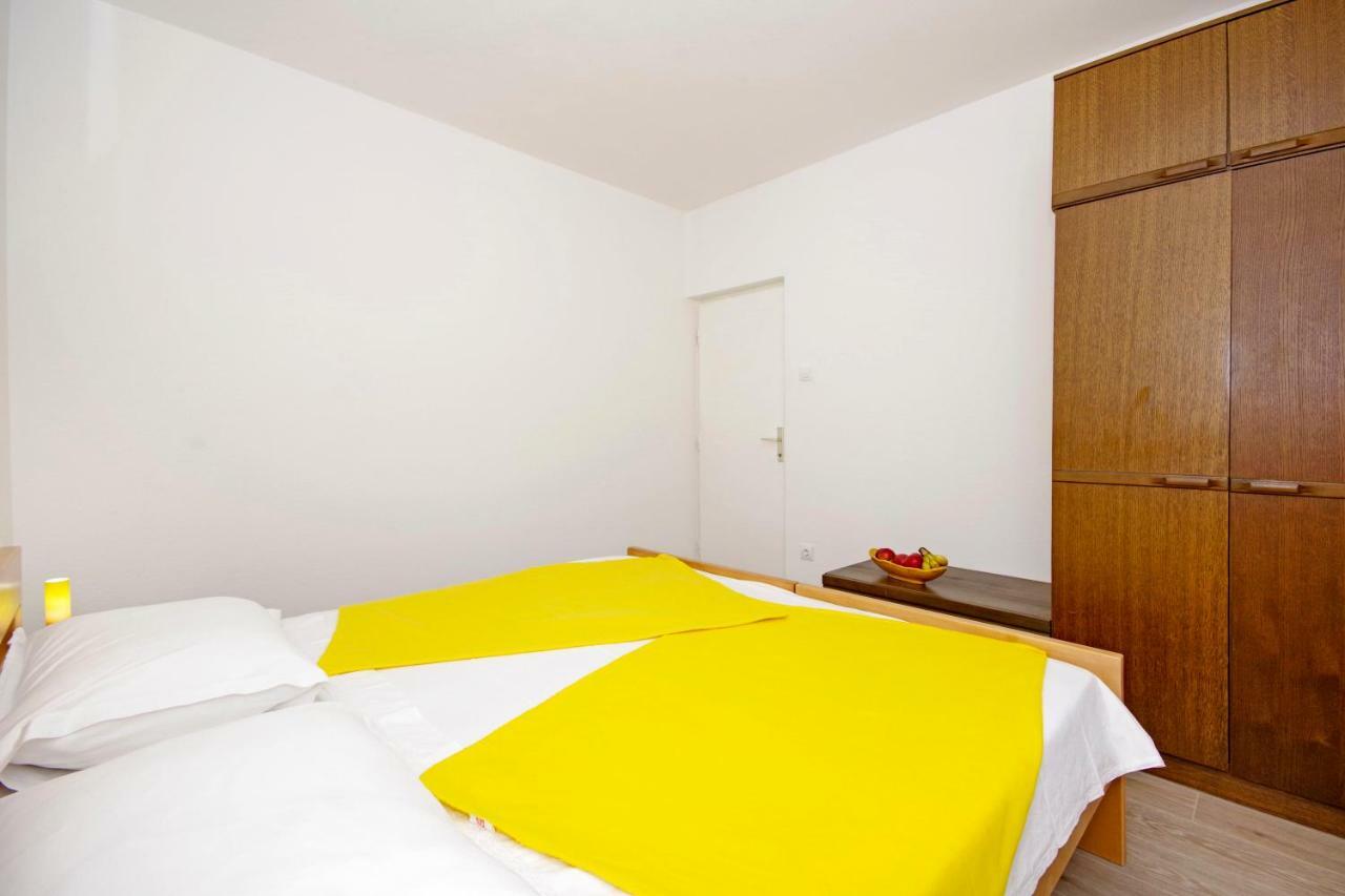 Kuca Za Odmor Toni Apartman Postira Kültér fotó